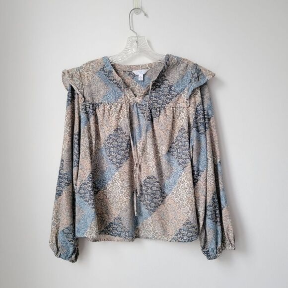 Time And Tru Colorful Flutter Sleeve Blouse Size Medium - Picture 2 of 8